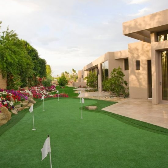 What Is the Best Artificial Grass for a Putting Green?